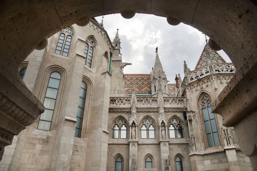 Budapest Walking Tour with a Professional Local Guide - What the guide adds to the three hours