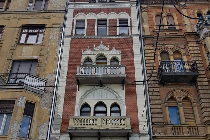 Budapest Walking Tour with Your Private Guide: 20+ Highlights - Buda Castle and the story behind the Royal Palace