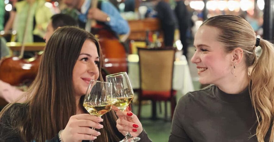Budapest: Wine & Dine Cruise on the Danube - Why the Gróf Széchenyi setting matters