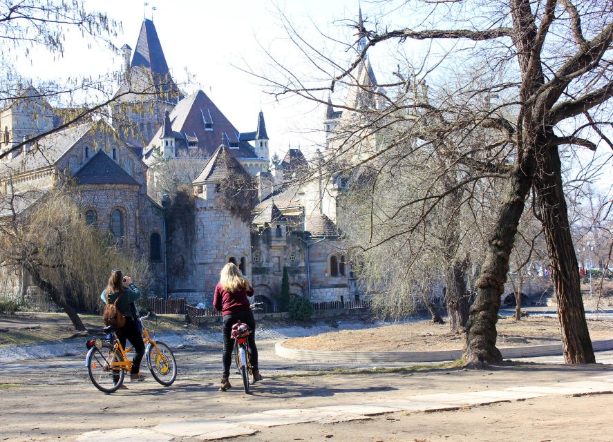 Budapest ❤️Winter Bike Tour with Coffee Stop❤️ - Who will enjoy this Budapest bike tour
