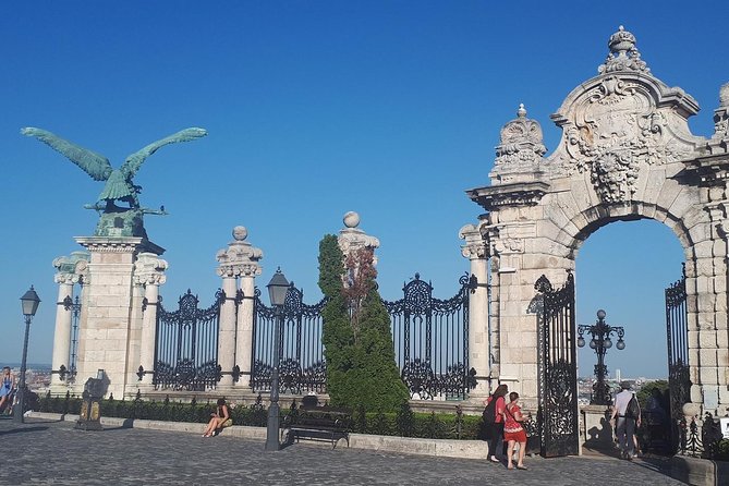 Castle district walk with legends - Is $58.11 per person a fair price?