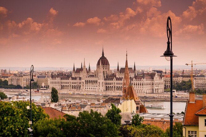 Classic Budapest Private Walking Tour - A smart first look at Budapest