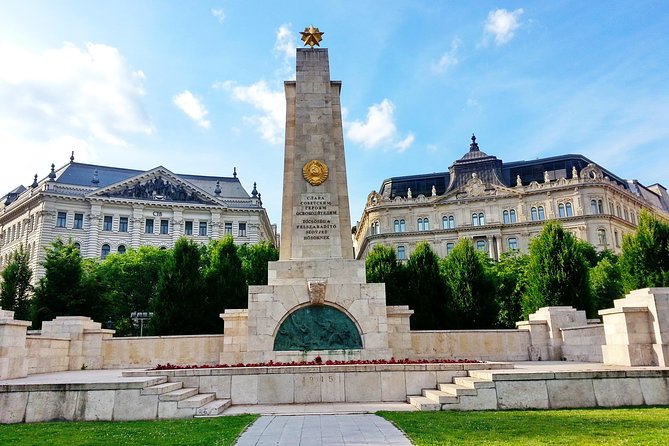 Communism in Hungary with a Historian - Starting at former Stalin Square