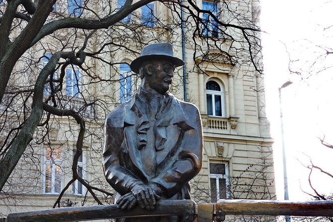 Communism in Hungary with a Historian - Parliament and the tragedy of Bloody Thursday