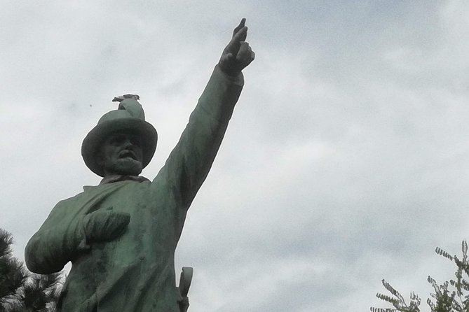 Communist Budapest Private Walking Tour - The 1970s housing estate and everyday life