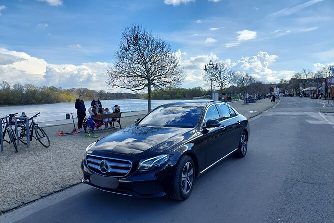 Danube Bend Privately with full board - Szentendre’s main square and easy free time