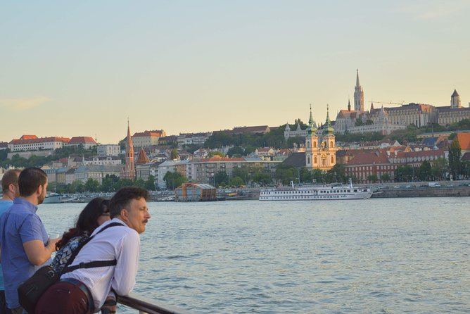 Daytime and Sunset Cruise on the Danube with Drink Options - Choosing between cocktails, beer, and soft drinks