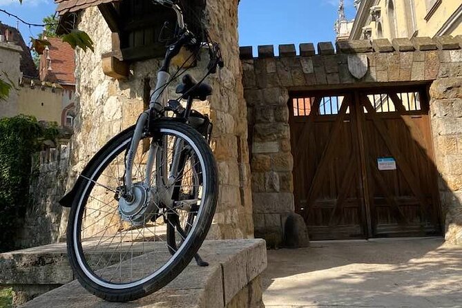 E-Bike Guided Tour in Castle Hill Budapest - Crossing Elizabeth Bridge to Buda