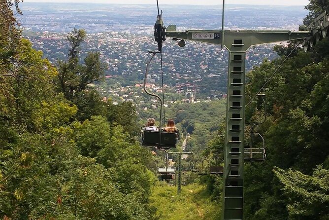 Elisabeth tower visit by chairlift and private transport - The views depend on the weather