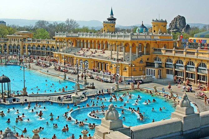 Entrance to Szechenyi Spa in Budapest - What the gym and wellness options add