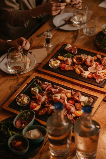 Food and Wine Tasting in Budapest by the Basilica - What the two-hour tasting feels like