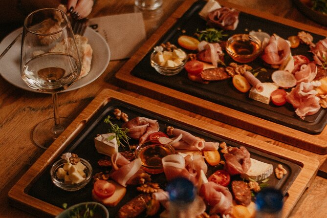 Food and Wine Tasting in Budapest City Center with Sommelier - Why the Basilica setting works
