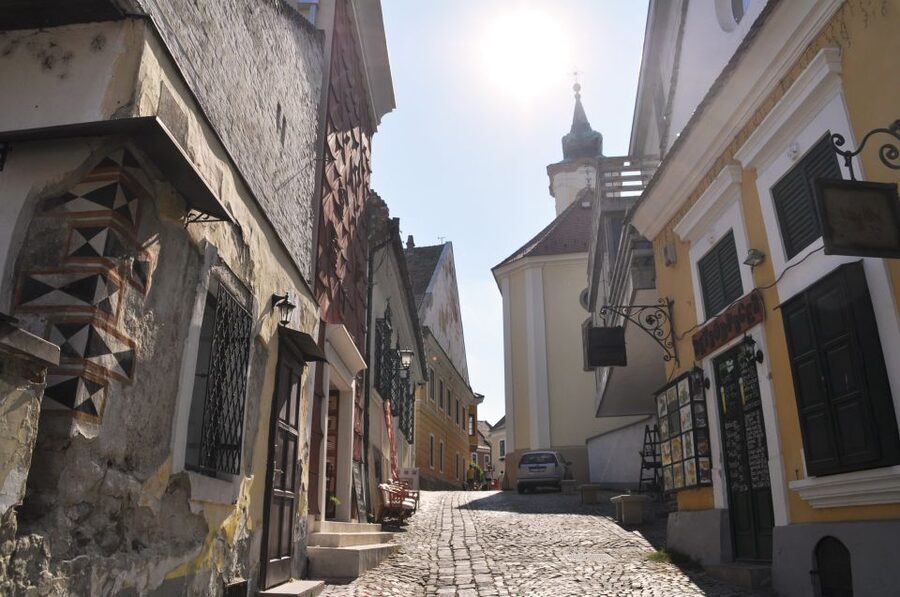 From Budapest: Szentendre Half-Day Tour - Getting there from Budapest