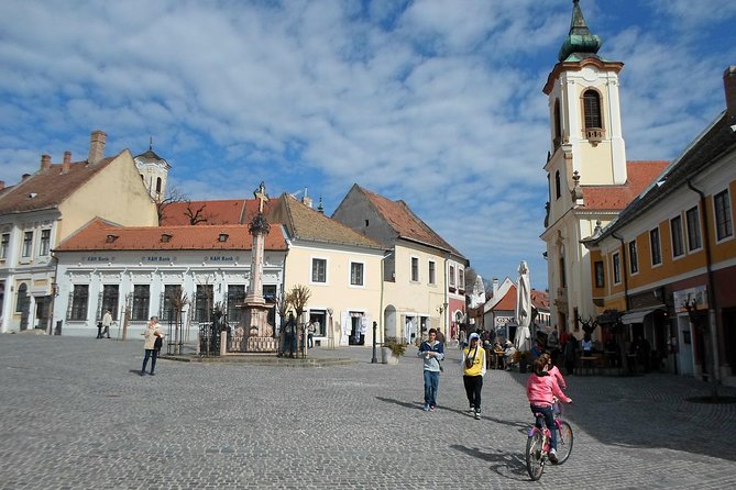 Godollo Sisi Castle and Szentendre Full-Day Private Tour from Budapest - The 45-minute ride to Szentendre