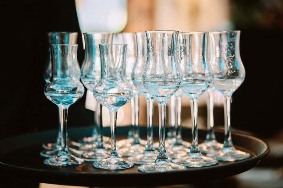 Guided Tipsy Food Tour with Drinks Included in Budapest - Three drinks, from beer to pálinka