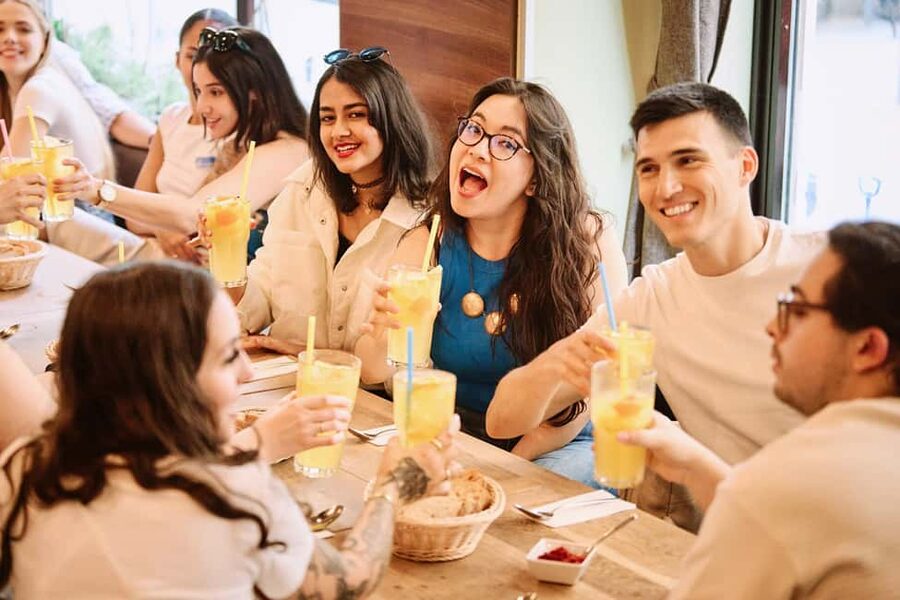 Guided Tipsy Food Tour with Drinks Included in Budapest - The social side, especially for solo visitors