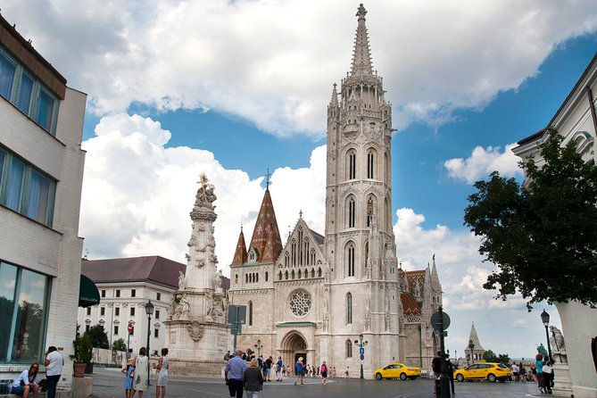 Guided Tour in Budapest Castle District - Sándor Palace and the changing face of power