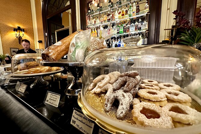 Guilty pleasures - A Budapest Dessert & Coffee House Tour - Friendly guides make the walk feel personal