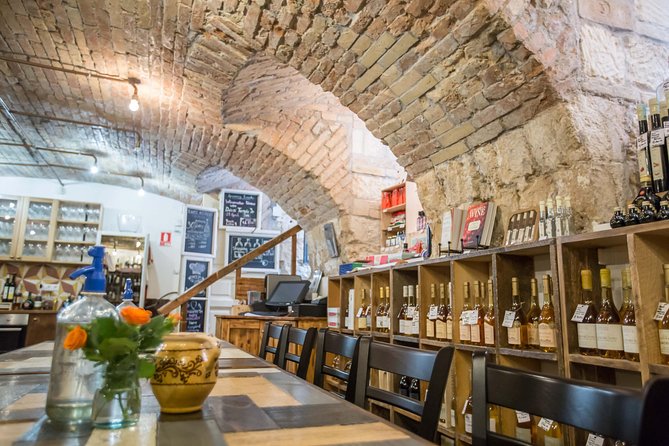 Hungarian Wine Tasting (with Cheese and Charcuterie) in Budapest - Local cheese and charcuterie make the wines easier to understand