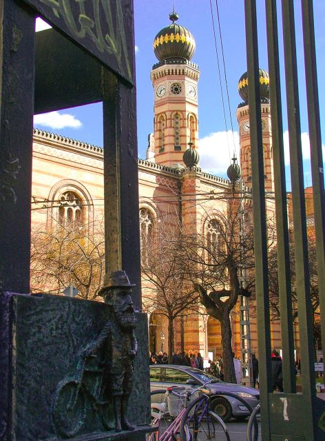 Jewish Heritage / Full tour - What the private format adds