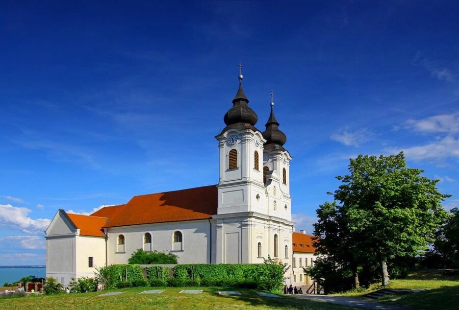 Lake Balaton and Herend Guided Tour - What the $412 Price Really Buys