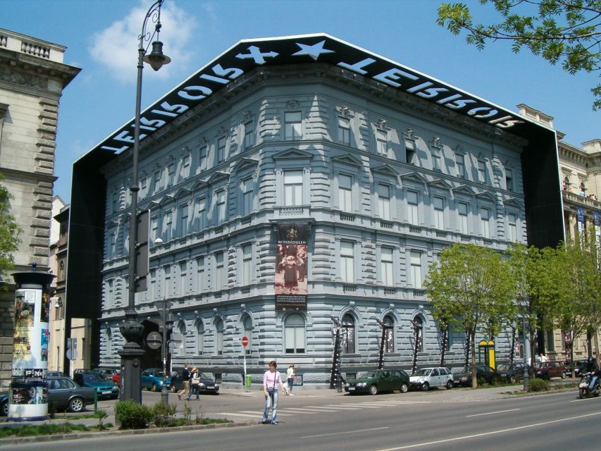 Life Under Communism with House of Terror or Statue Park - Starting at Bambi Eszpresszó in 1980s Budapest