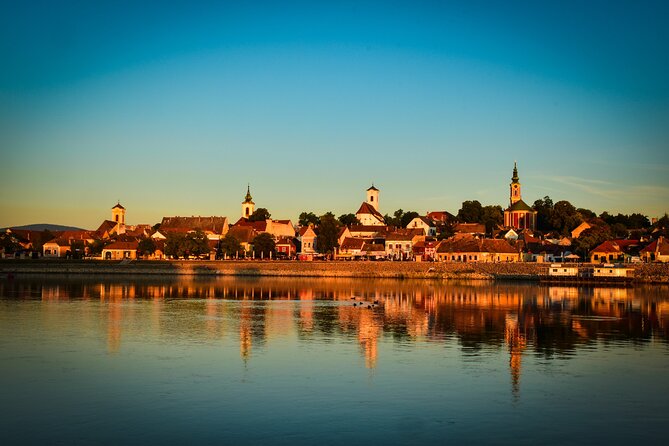 Luxurious, private day cruise with a waterlimousine to Szentendre - Is $526.35 a fair price?