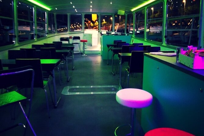 One hour Hen or Stag private party boat Budapest with unlimited beer and wine - Drinks, shots, and the onboard bar