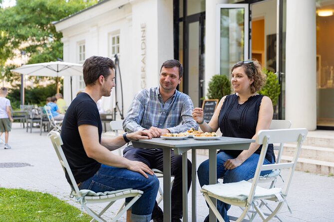Palace District Evening Culinary, Wine, and History Walk - Group size, dietary needs, and practical concerns