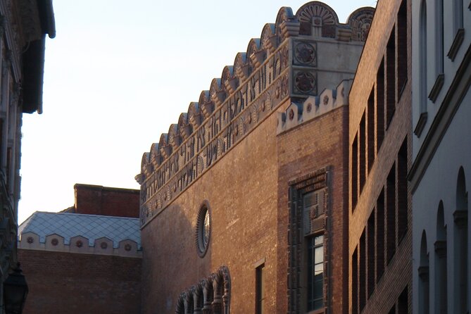 Past and Present of Budapest Jewish District Tour - Rumbach Street Synagogue brings architecture and street art together