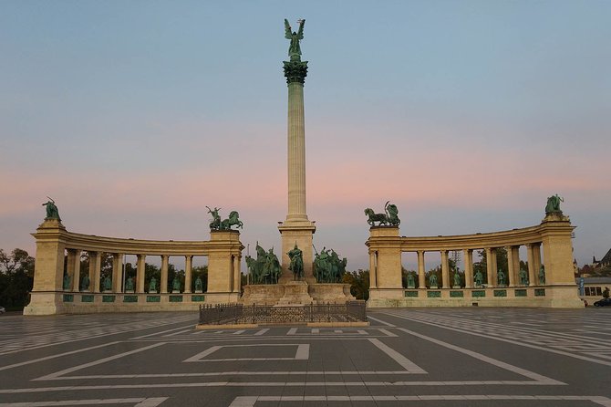 Private 4 Hours Budapest city tour and 3 hours Széchenyi thermal spa relax - The Citadella and Gellért Hill