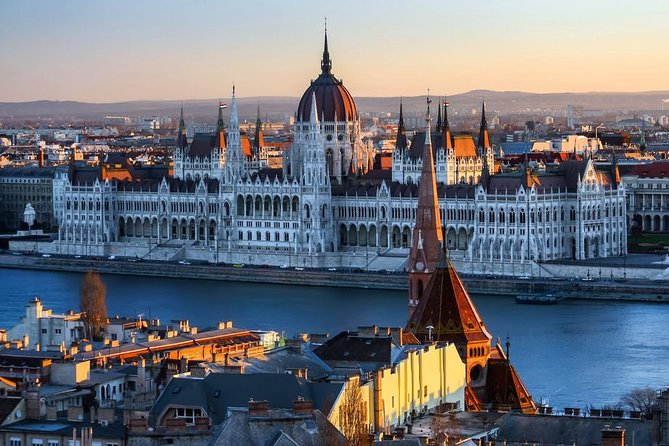 Private 4-hours City Tour of Budapest with private guide and Hotel Pick-up - A private way to get your Budapest bearings
