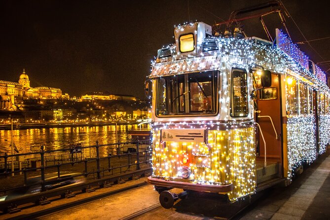 Private Budapest Christmas Market Tour with Chimney Cake & Mulled Wine - Budapest Christmas markets, one warm drink at a time