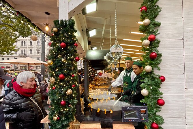Private Budapest Christmas Market Tour with Chimney Cake & Mulled Wine - Meeting your guide at your hotel or apartment