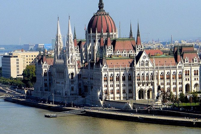 Private Budapest City Tour by Car - Heroes’ Square, City Park, and the thermal bath district