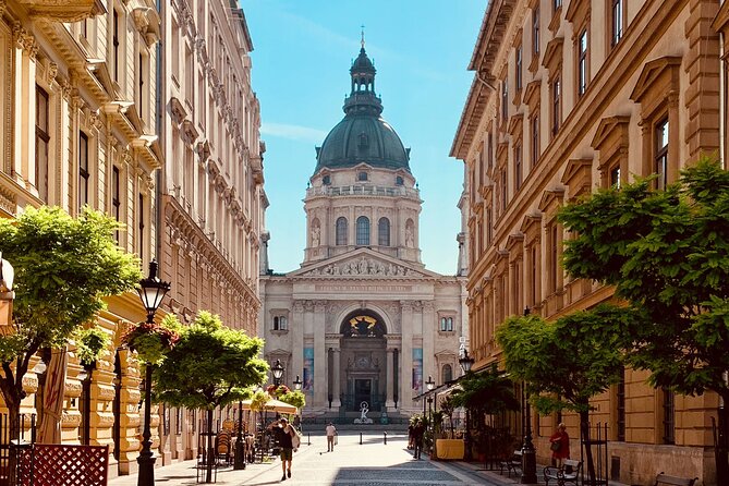 Private Budapest City tour with Classic Russian Jeep or G-Wagon! - Parliament, Nyugati, and central Pest
