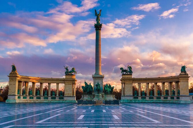 Private Budapest City tour with Classic Russian Jeep or G-Wagon! - Andrássy Avenue and the difficult 20th century