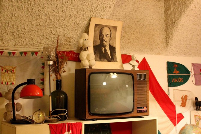Private Budapest Hammer & Sickle Communist Times Tour - Bartolomejska Street and the darker side of Old Town