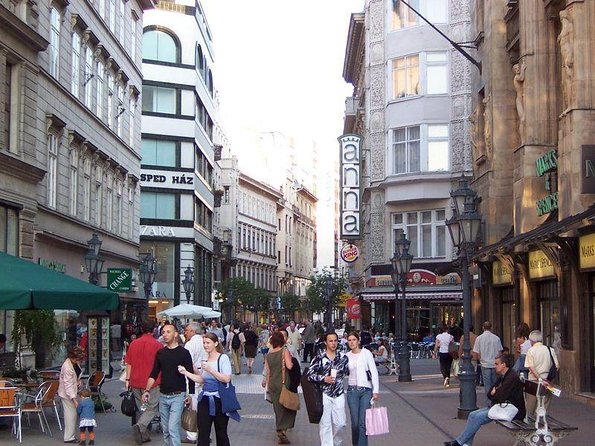 Private City Kickstart Tour: Budapest - A two-hour introduction to Budapest’s basic shape