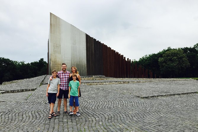 Private Communist Budapest Tour - How the four-hour route works