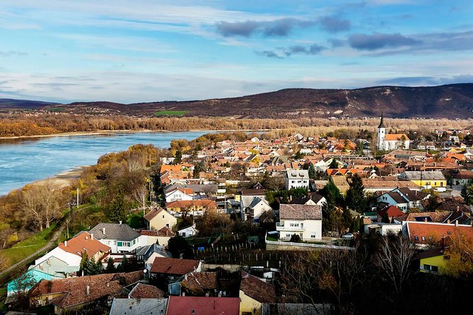 Private Danube Bend Experience with a comfortable air conditioned car - Why the Danube Bend makes a good day trip from Budapest