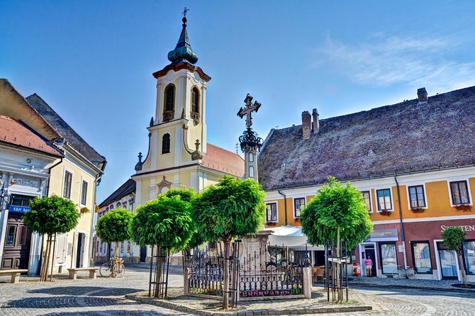 Private Danube Bend Experience with a comfortable air conditioned car - What the guides add to the day