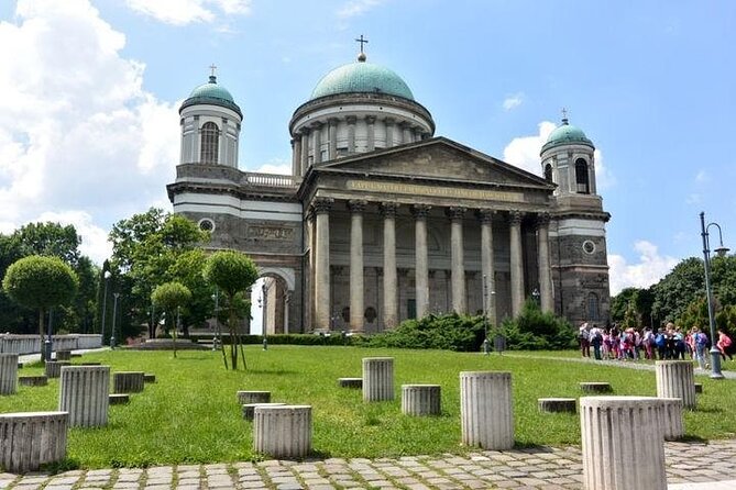 Private or SmallGroup Budapest Danube Bend Tour Lunch and Cruise - Timing, walking, and practical preparation
