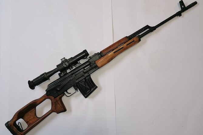 Private Shooting Experience Stalingrad Package in Budapest - The staff add a useful local touch