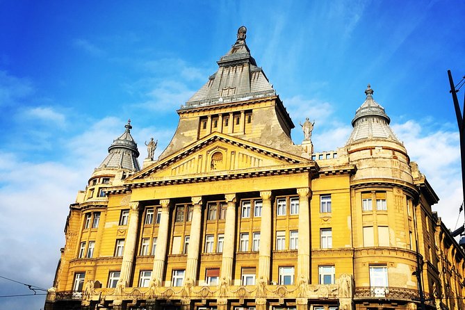 Private Tour Around Budapest - What the private guide changes