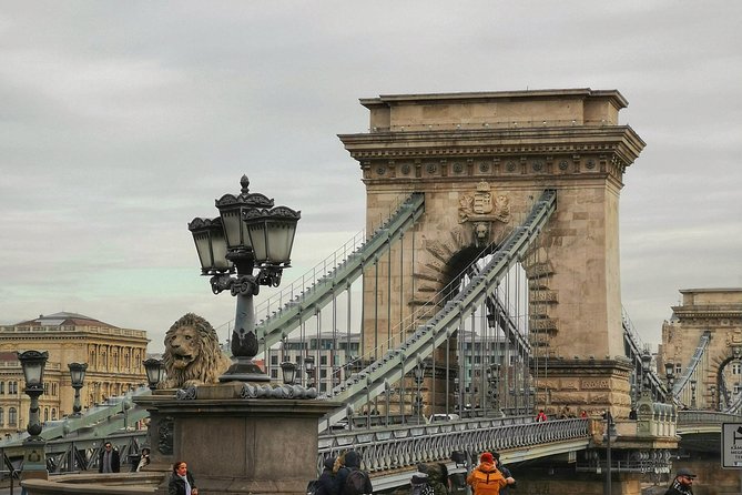 Private Tour Around Budapest - Pickup, timing, and the real value