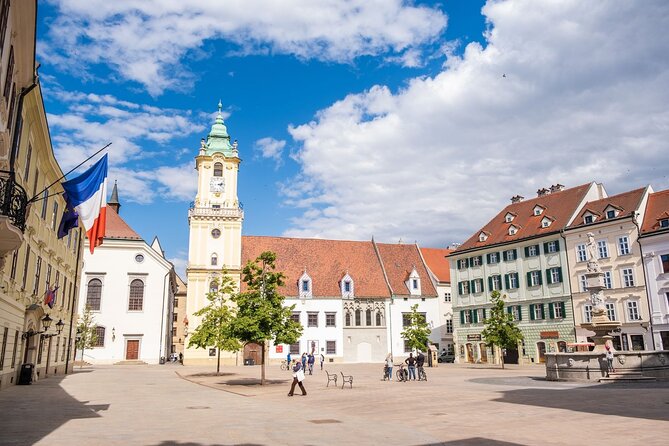 Private Tour from Budapest to Prague Sightseeing - Key points about this Budapest to Prague day