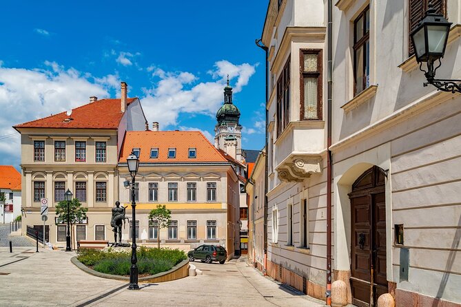 Private Tour from Budapest to Prague Sightseeing - Why this route works better than a direct Budapest to Prague ride