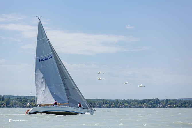 Sailing at Lake Balaton - Sailing instruction for beginners and solo practice