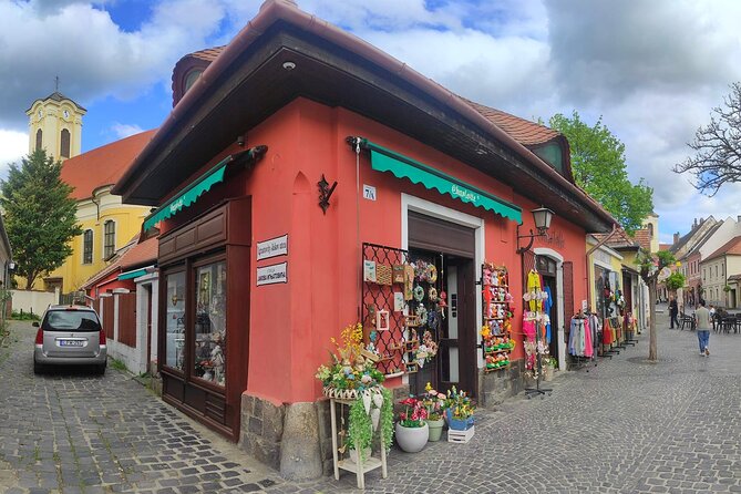 Scenic Danube River bend hills & the Art Town: Private Car Tour - Leaving Budapest for Szentendre and Visegrád